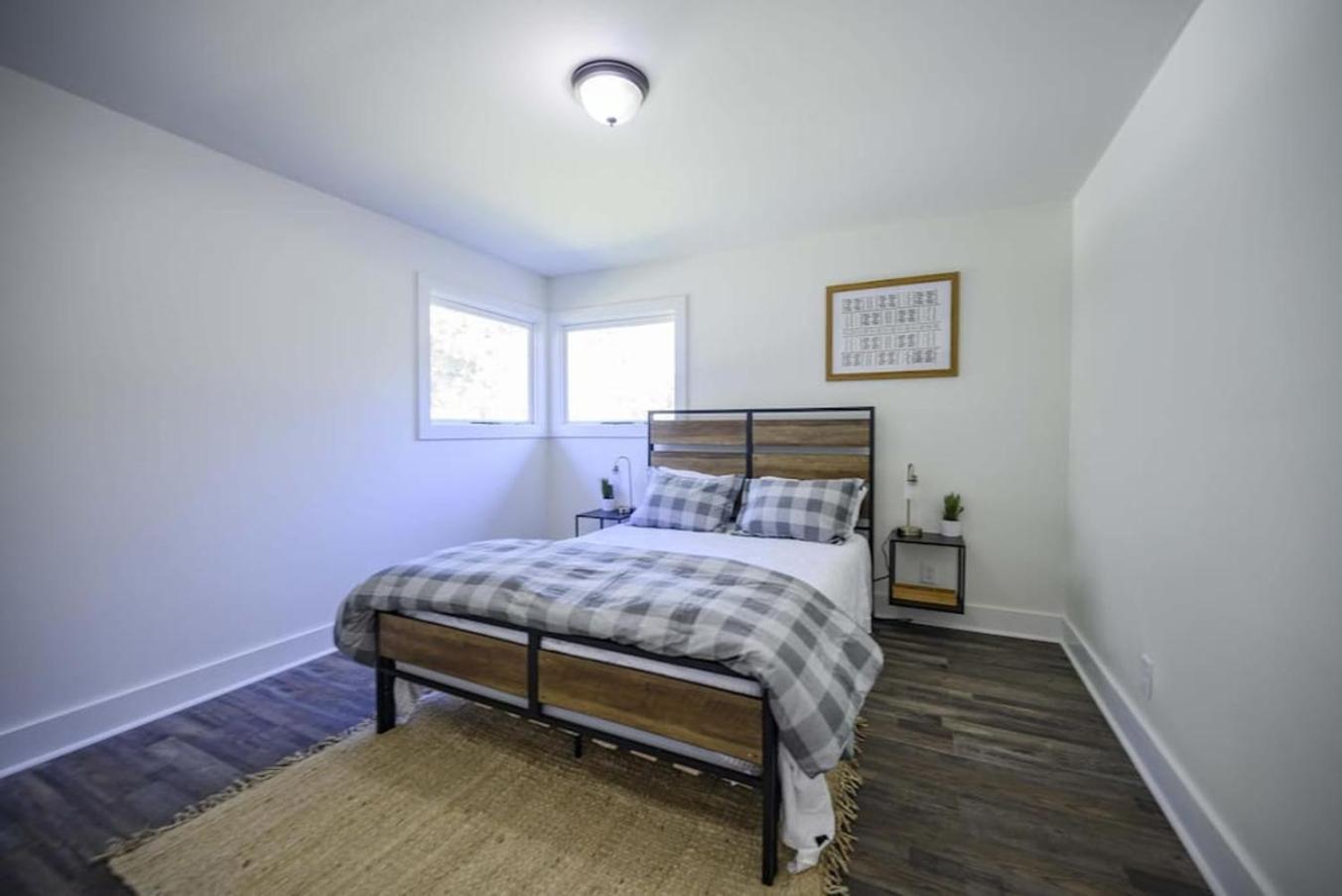 Gorgeous Renovated Home With Large & Private Lot Winchester Екстер'єр фото