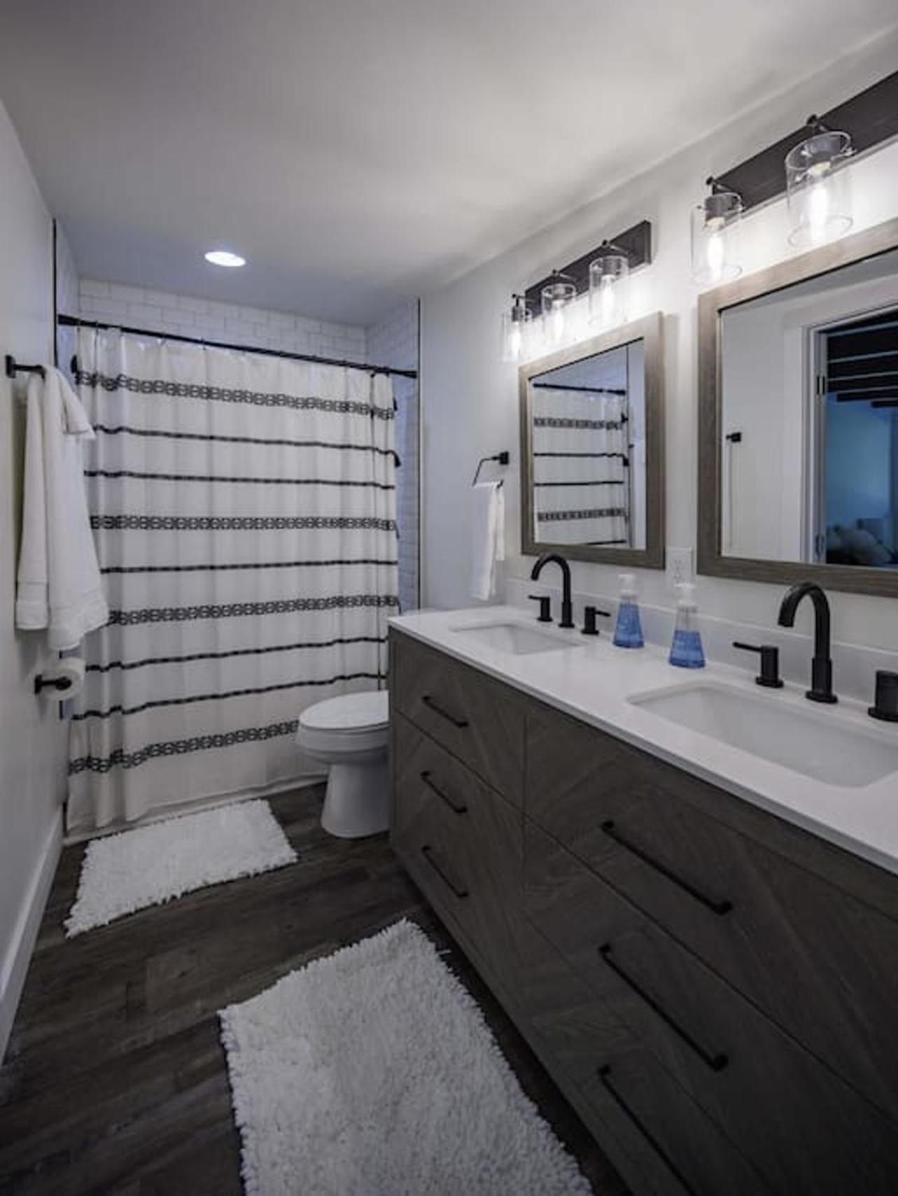 Gorgeous Renovated Home With Large & Private Lot Winchester Екстер'єр фото